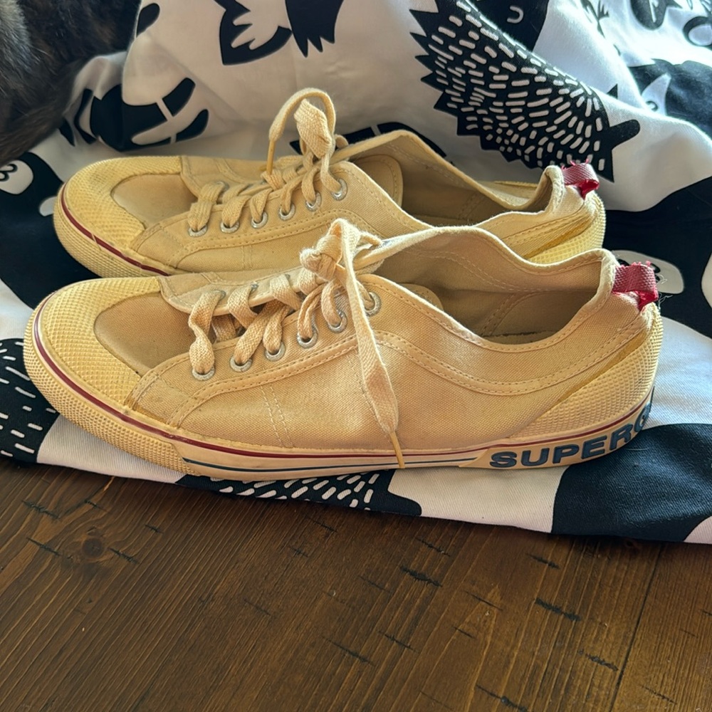 Mens vintage Superga canvas size 43/9.5